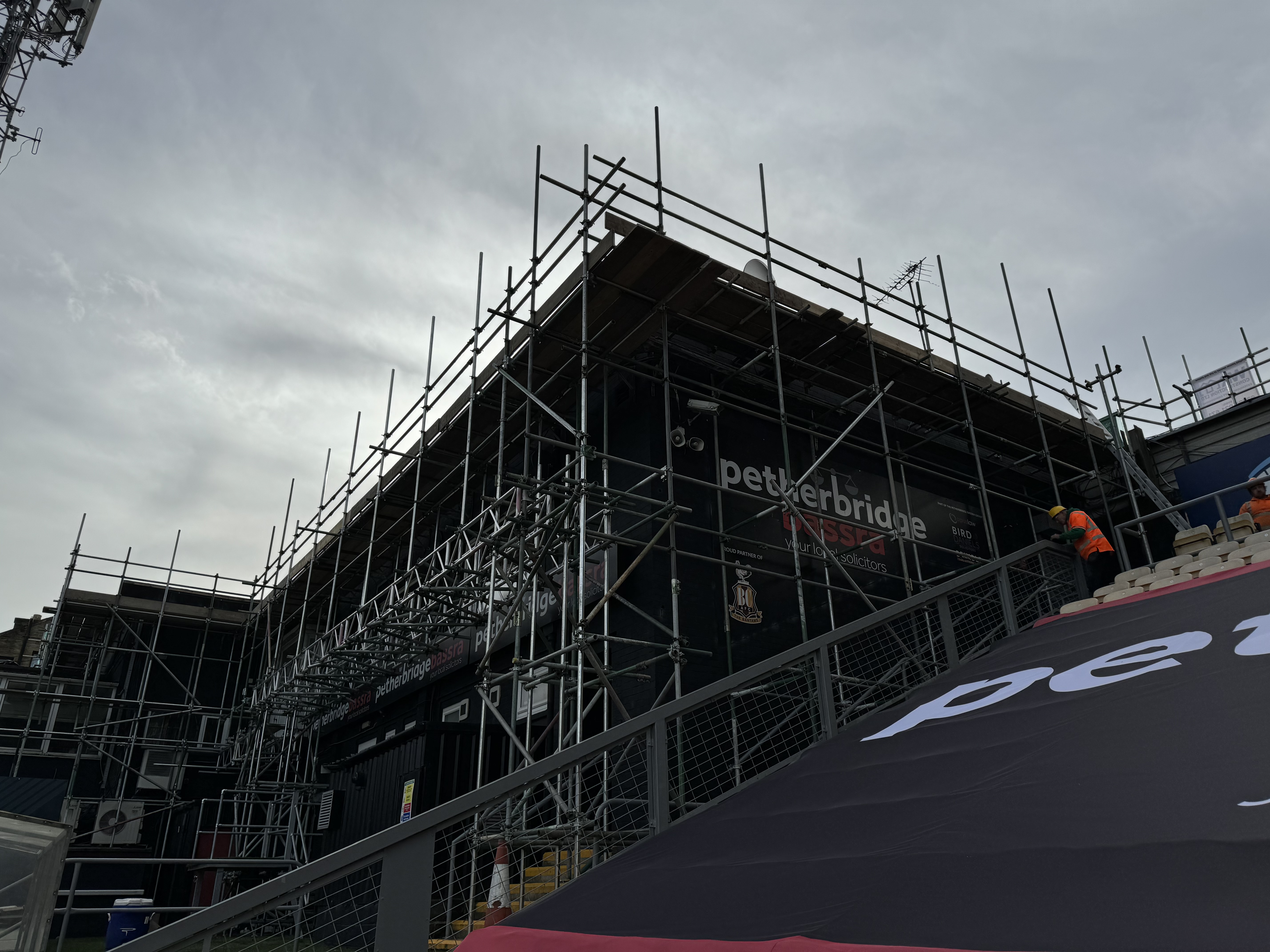 Scaffolding Leeds site in Yorkshire 12