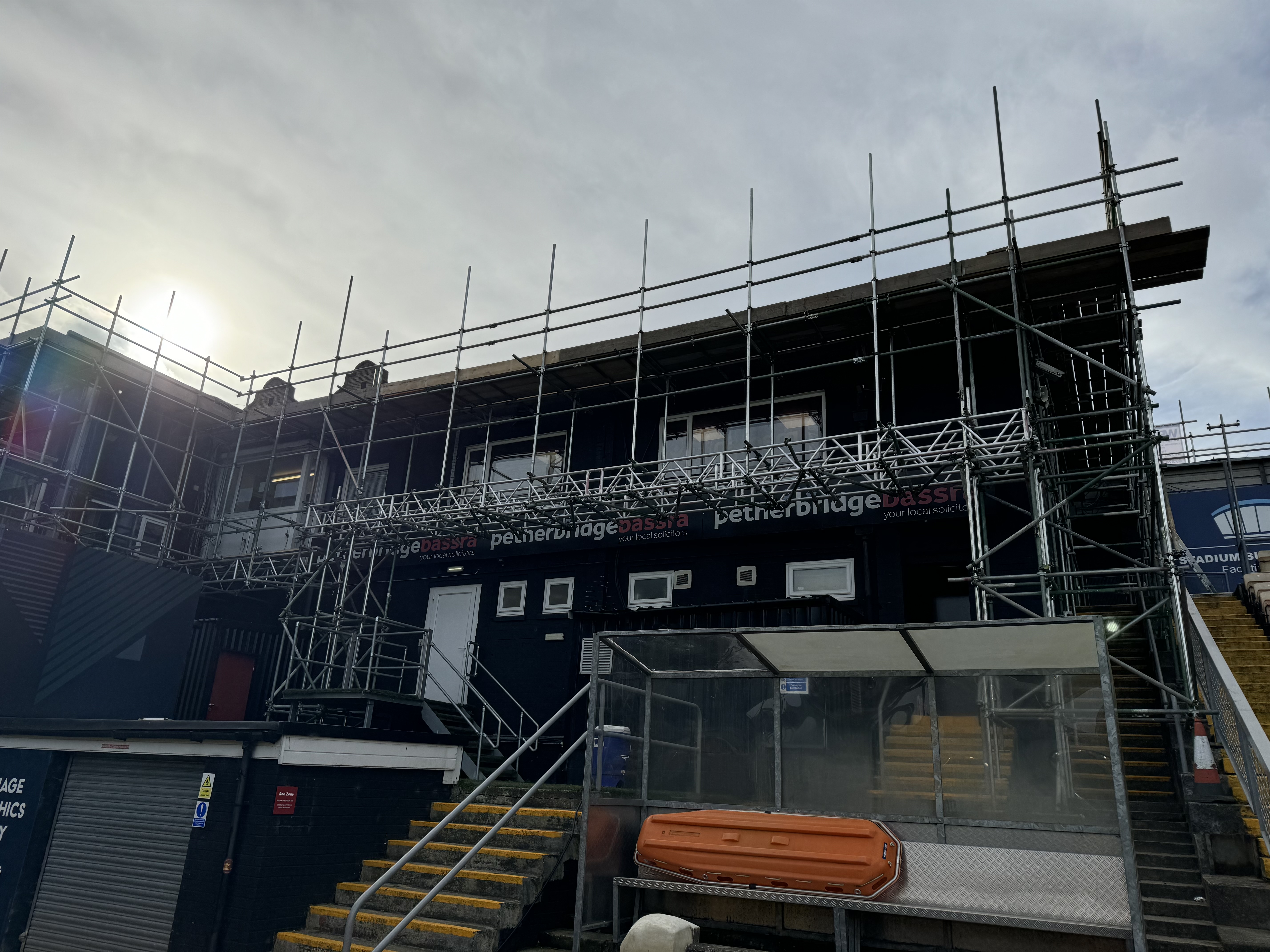 Scaffolding Leeds site in Yorkshire 13