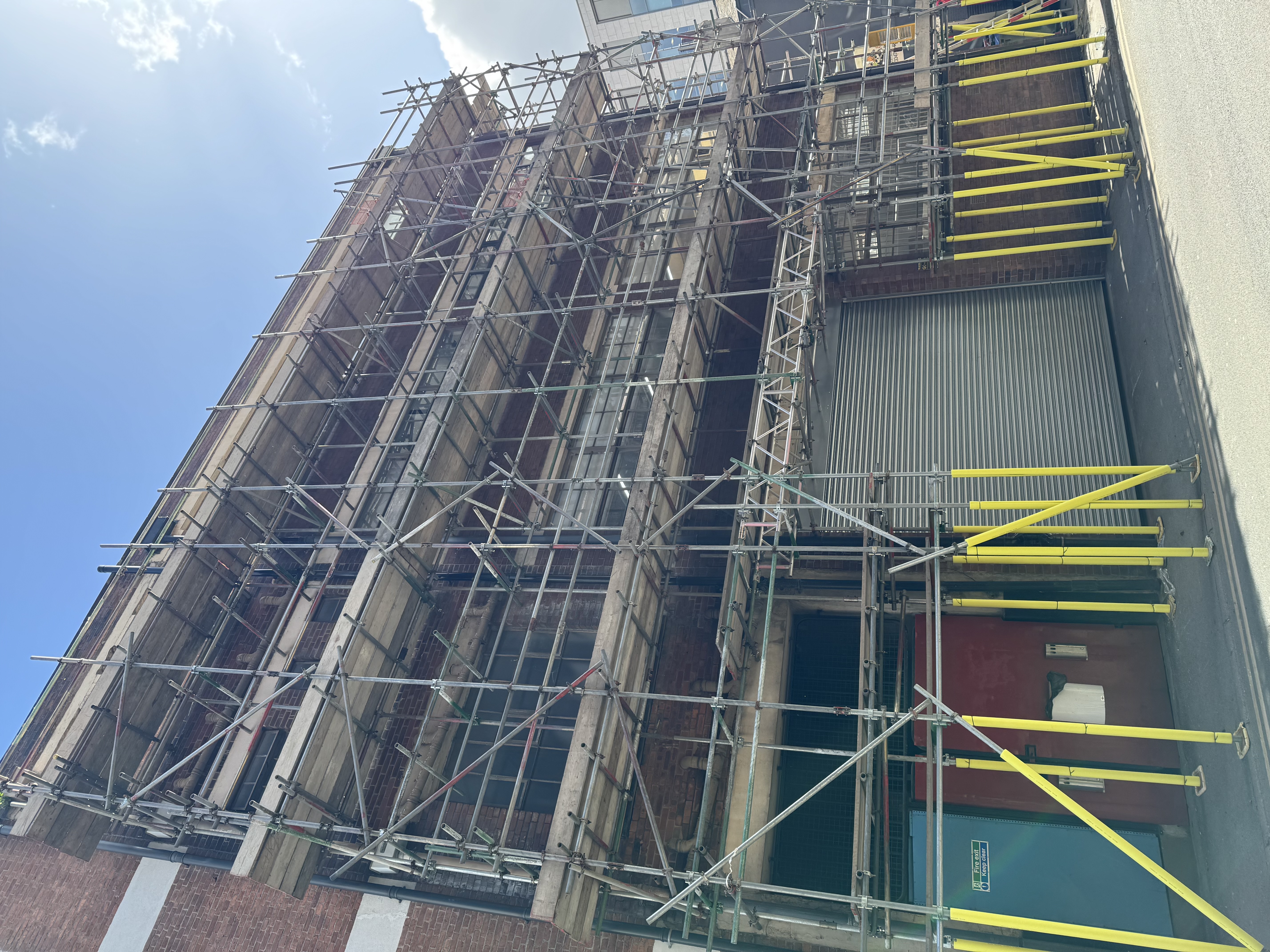 Scaffolding Leeds site in Yorkshire 19